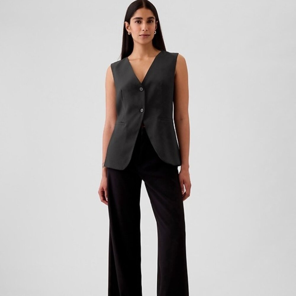 GAP Long Line Black Twill Vest - Picture 2 of 5